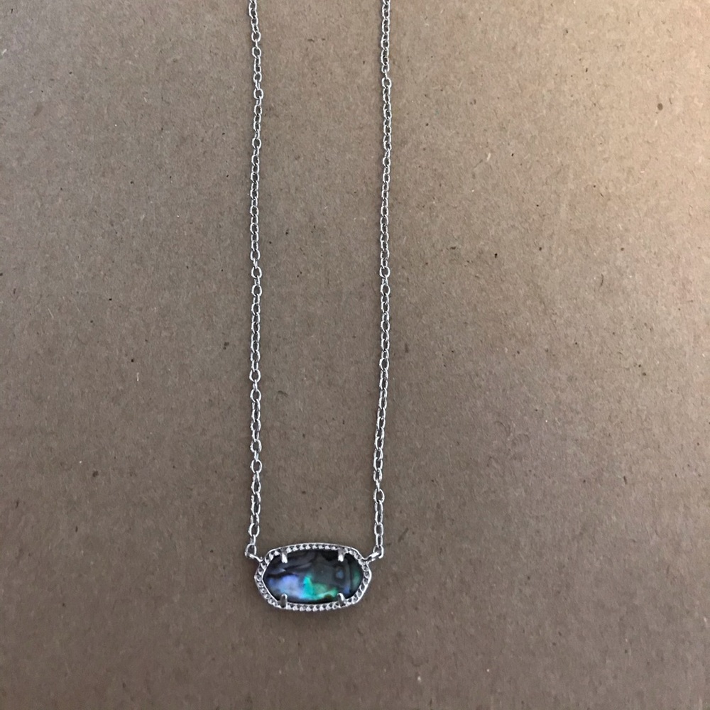 Kendra Scott Elisa necklace